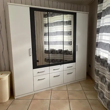 Apartament Neu! Am Bauna Baunatal